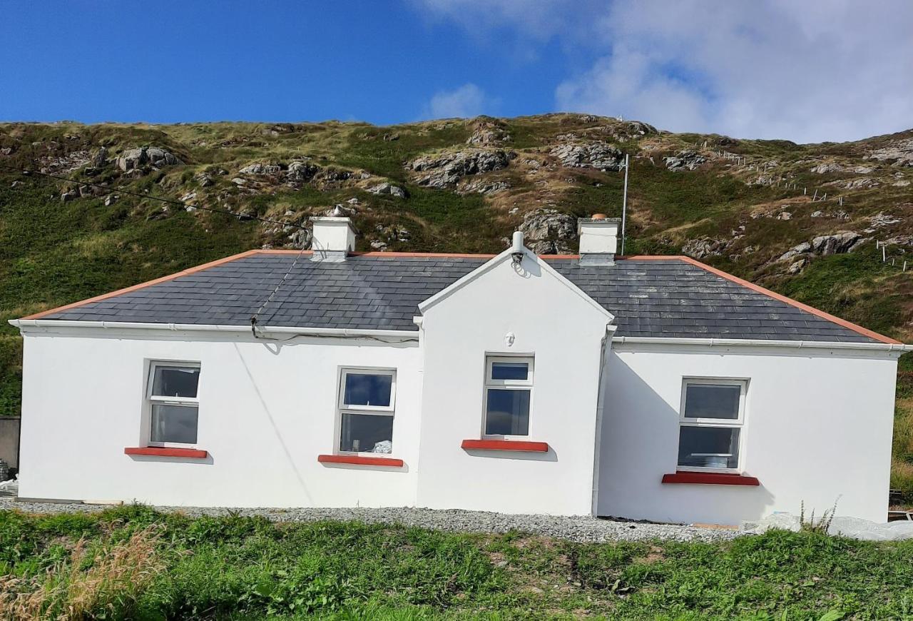 Conneelys Cottage, Connemara, Clifden, H71Y096 Bagian luar foto