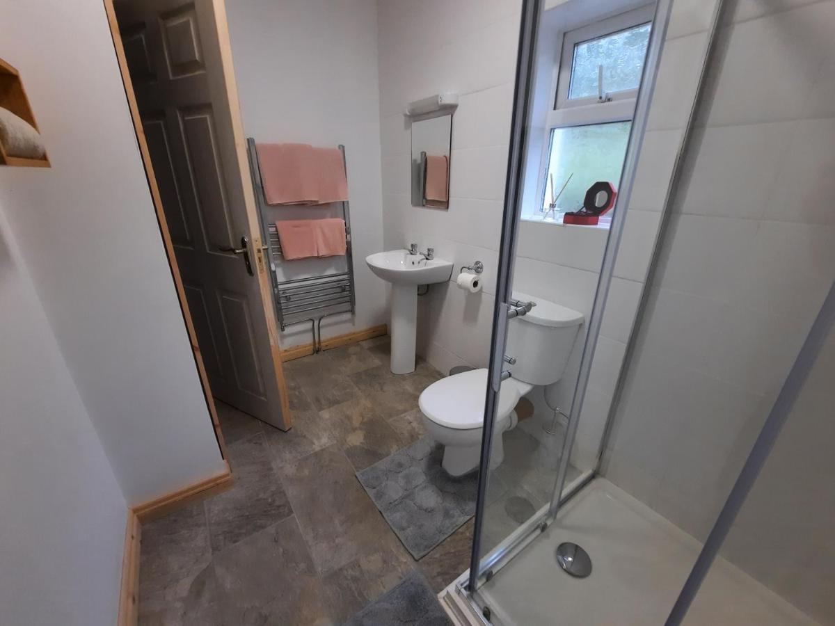 Conneelys Cottage, Connemara, Clifden, H71Y096 Bagian luar foto