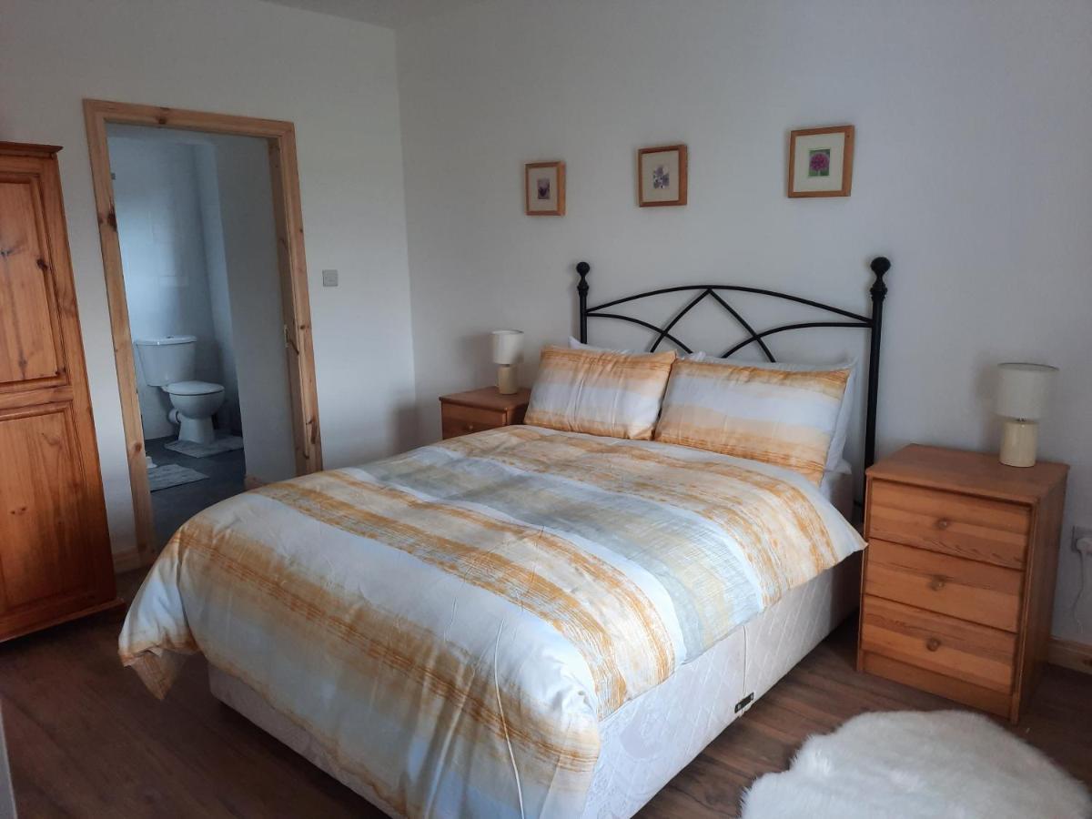 Conneelys Cottage, Connemara, Clifden, H71Y096 Bagian luar foto